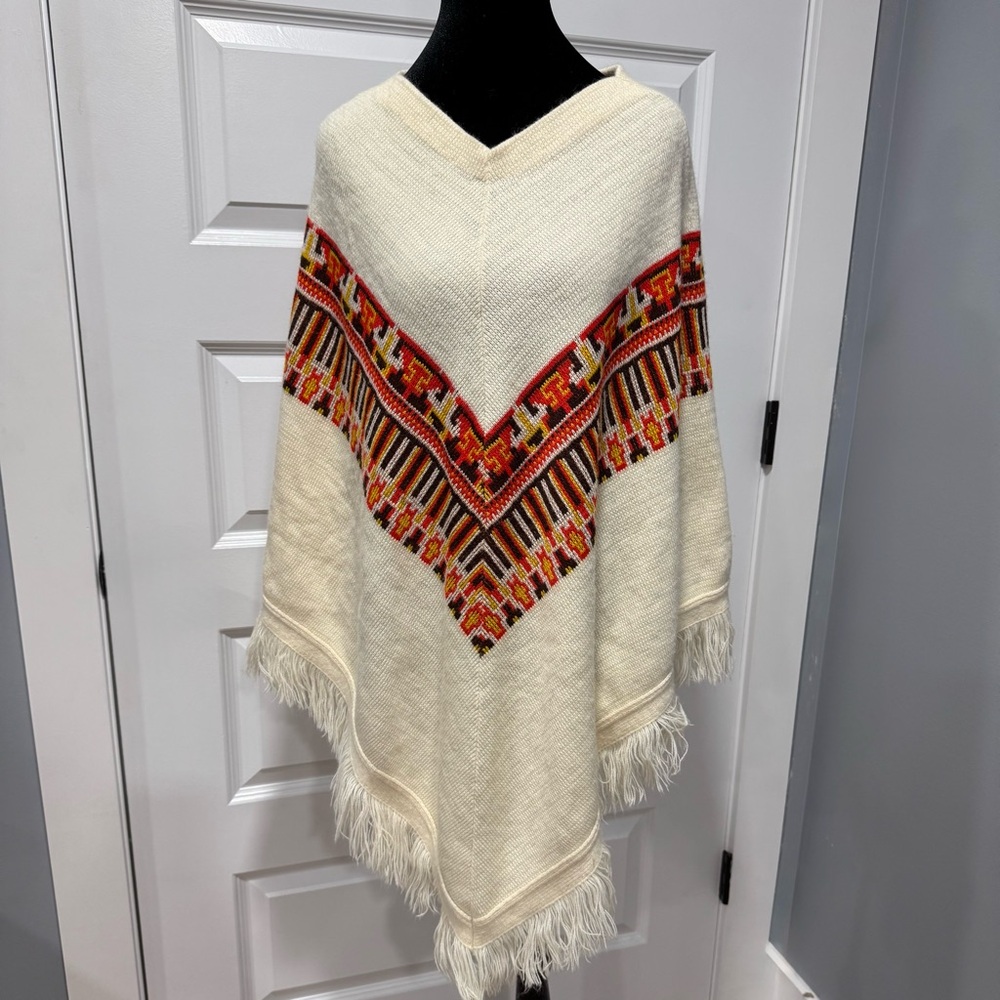 Cream and Red Patterned Poncho 06-0216 - Picture 2 of 7